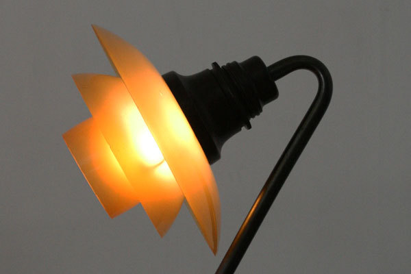 PH-Desk-Lamp-04.jpg