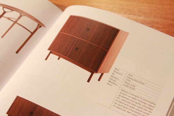 Peter-Hvidt--Orla-Molgaard-sideboard-teak-09.jpg