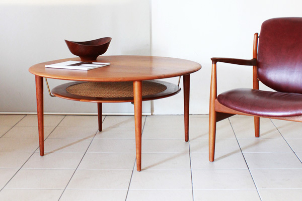 Peter-Hvidt-coffee-table-011.jpg