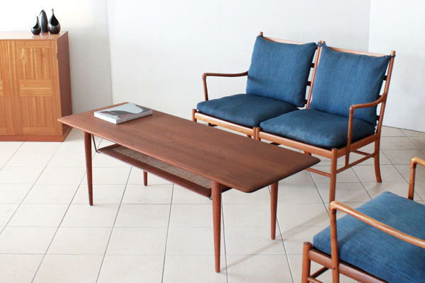 Peter-Hvidt-coffeetable-01.jpg