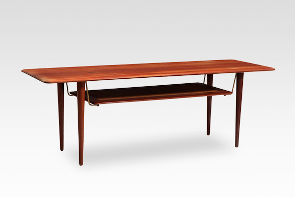 Peter Hvidt  Orla Molgaard-Nielsen  Coffee table.jpg