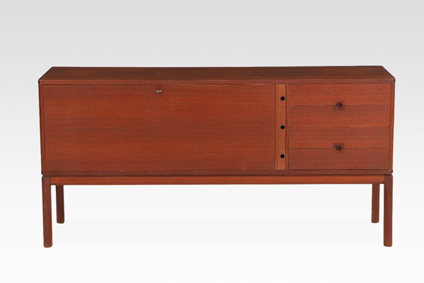 Sideboard of teak, front with four doors (4).jpg