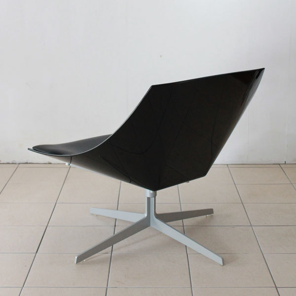 Space-chair-04.jpg
