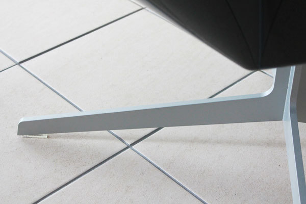 Space-chair-06.jpg