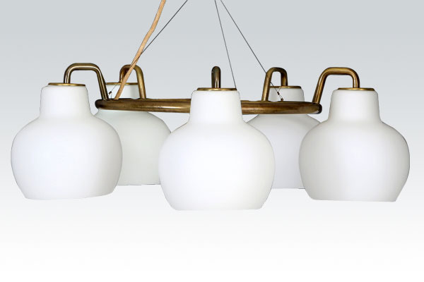 Vilhelm-Lauritzen-chandelier-01.jpg