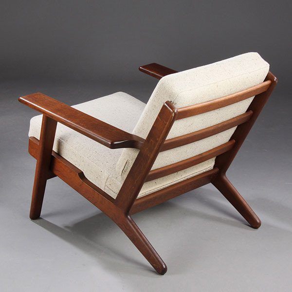 Wegner-Easy-chair-GE290-03.jpg