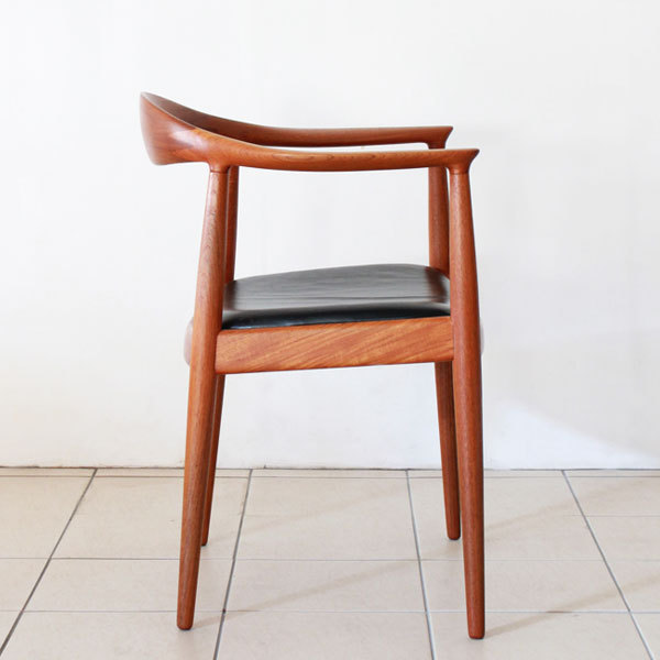 Wegner-The-chair-JH503-Teak-04.jpg