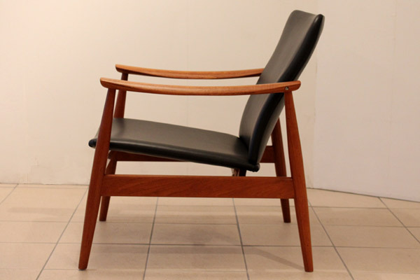 model 138-03.jpg