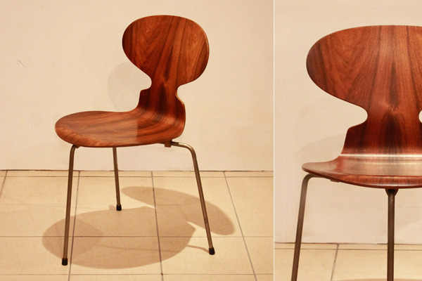 Arne-Jacobsen--Ant-chairs.-[-Fritz-Hansen.jpg