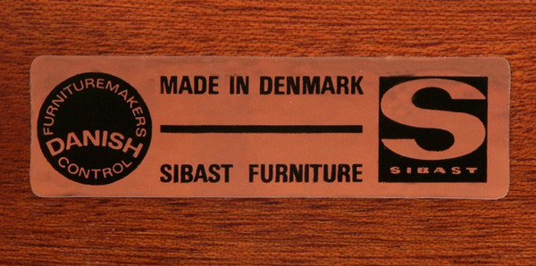 Arne Vodder  Sideboard of Brazilian rosewood  Sibast (5).jpg