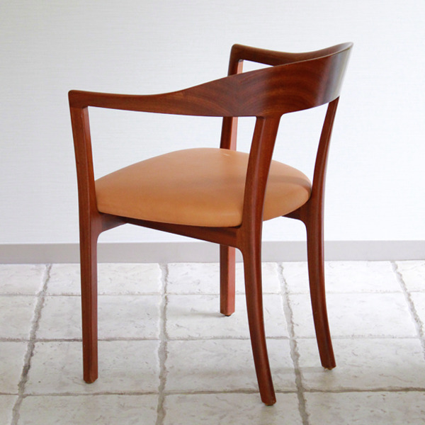Ole-Wanscher--Armchair.-Mahogany--A.-J.-Iversen-06.jpg