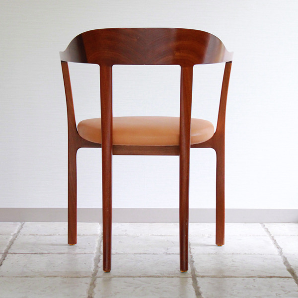 Ole-Wanscher--Armchair.-Mahogany--A.-J.-Iversen-07.jpg