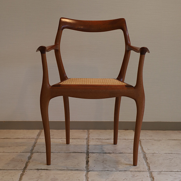 bud arm chair (8).jpg
